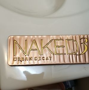 Urban Decay Naked 3